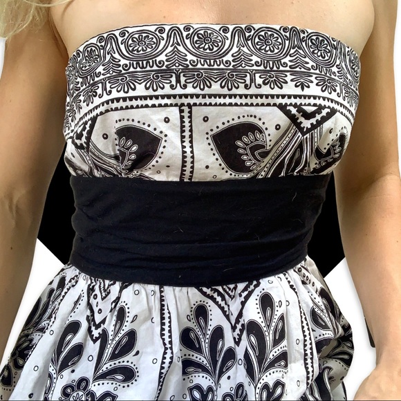 Twenty One Strapless Mini Dress - Picture 2 of 5